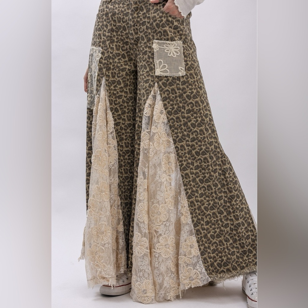 NWT Leopard Cheetah Animal Print Lace Panel Boho Wide Leg Patchwork Flare Pants - Picture 11 of 13